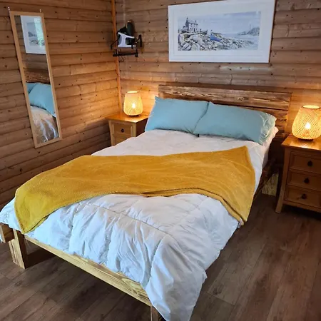 The Swallow's Return Logcabin, Carlingford, A91d954 Carlingford