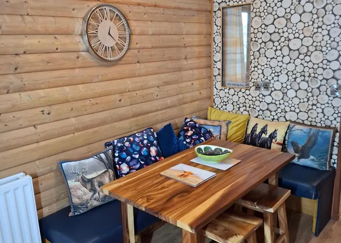 The Swallow's Return Logcabin, Carlingford, A91d954